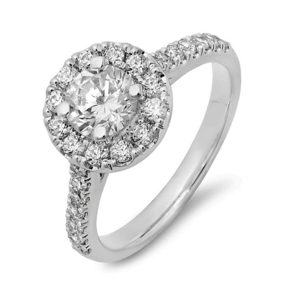 Round Cut Diamonds Engagement Ring